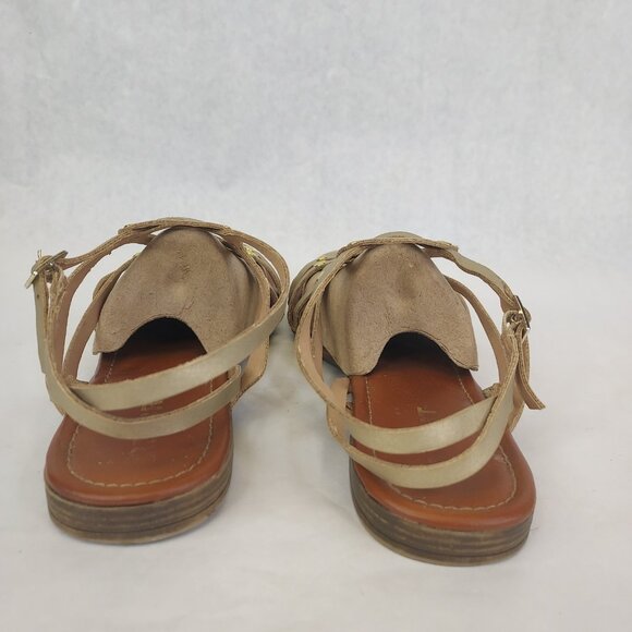 Report Gold Strappy Sandals Women’s 8.5 Flats Ankle Wrap Buckle Gladiator Beach - Picture 8 of 14